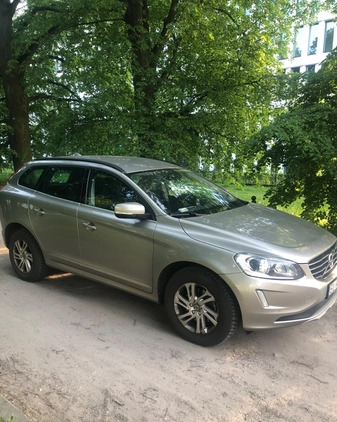 Volvo XC 60 cena 99000 przebieg: 60000, rok produkcji 2016 z Warszawa małe 137